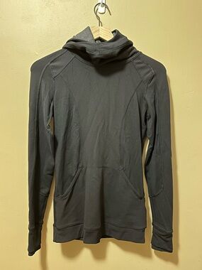 lululemon athletica Scuba Black Hooded Funnel Neck Pullover Sweatshirt ponytail